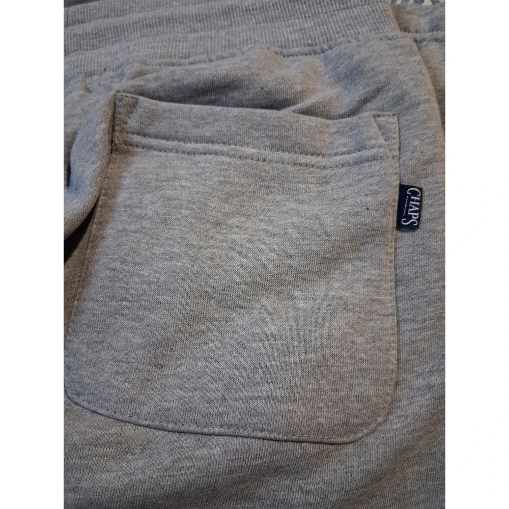 2 Chaps NWT Mens sz Medium Athletic Loungewear Athleisure Fleece‎ Comfy Joggers